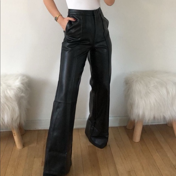 NWT Never Worn Lioness high-waisted flared PU Faux leather pants - Picture 7 of 7